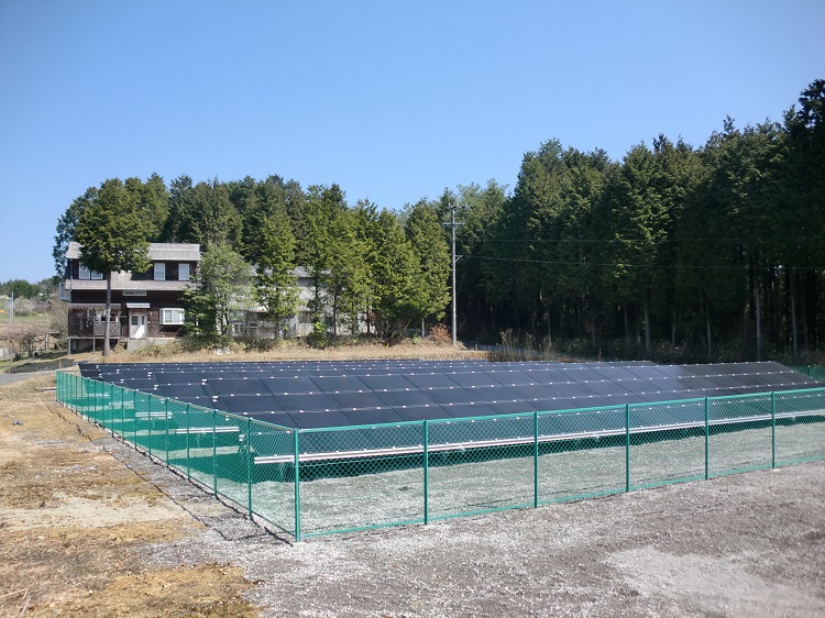 恵那市野立て発電所