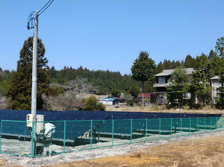 恵那市野立て発電所ソーラーフロンティア